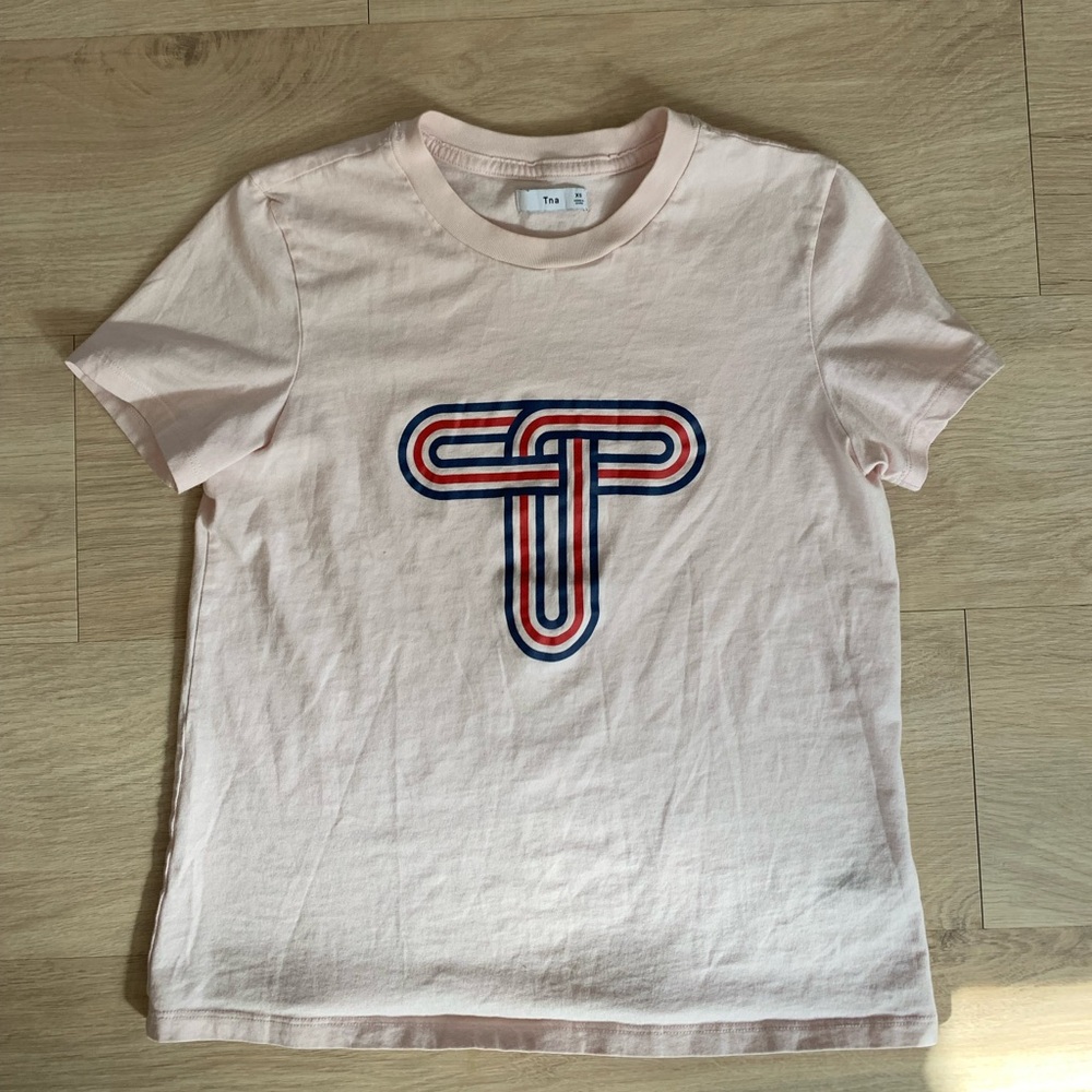 TNA T-shirt